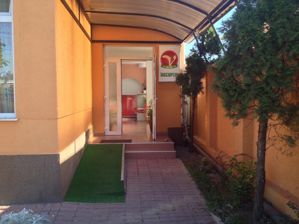 Pensiune Valentina 호텔 Râmnicu Vâlcea 외부 사진